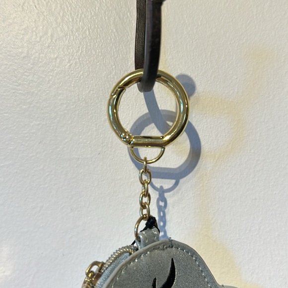 Disney Danielle Nicole coin purse blue Genie Aladdin Sparkle Gold Key Chain NWT - Picture 2 of 7